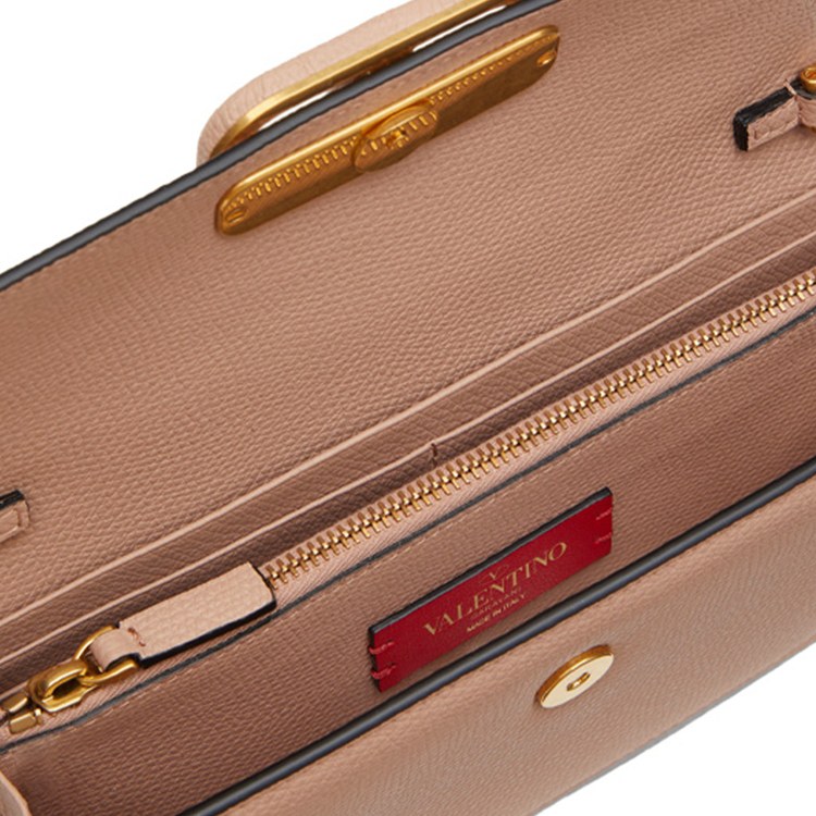 Valentino VLogo Signature