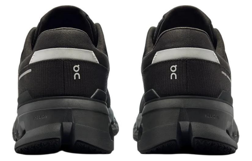 On Cloudrunner Black