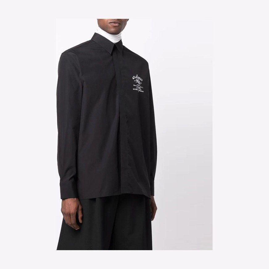 Givenchy FW21 logo