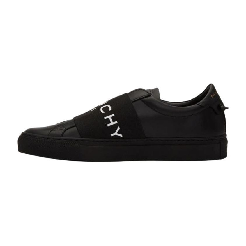 GIVENCHY