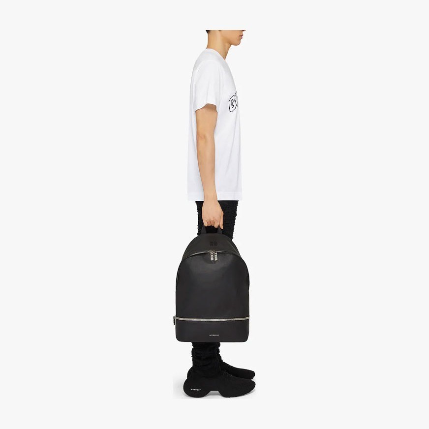 Givenchy SS22 T