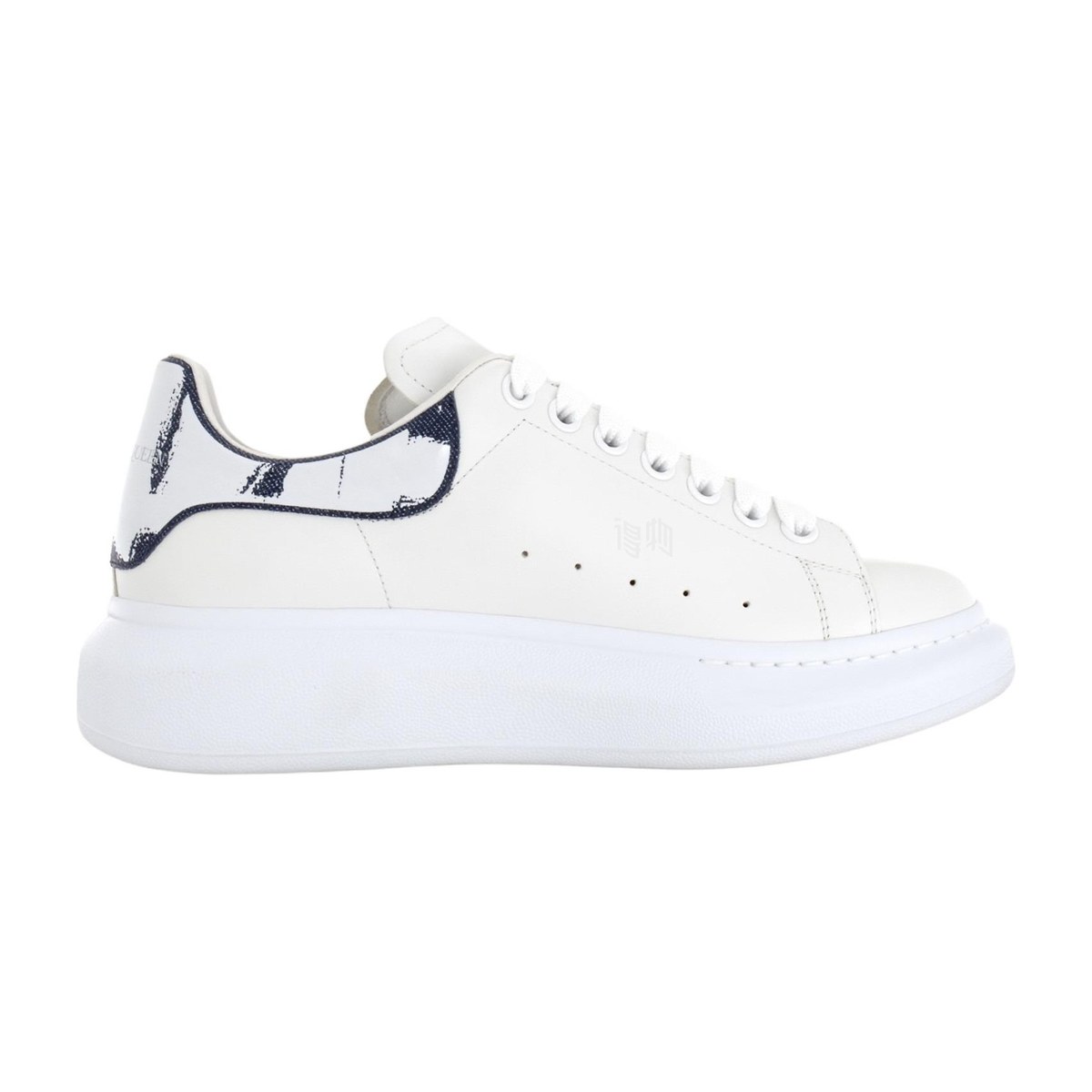 Alexander McQueen Round Toe Lace-Up Sneakers White