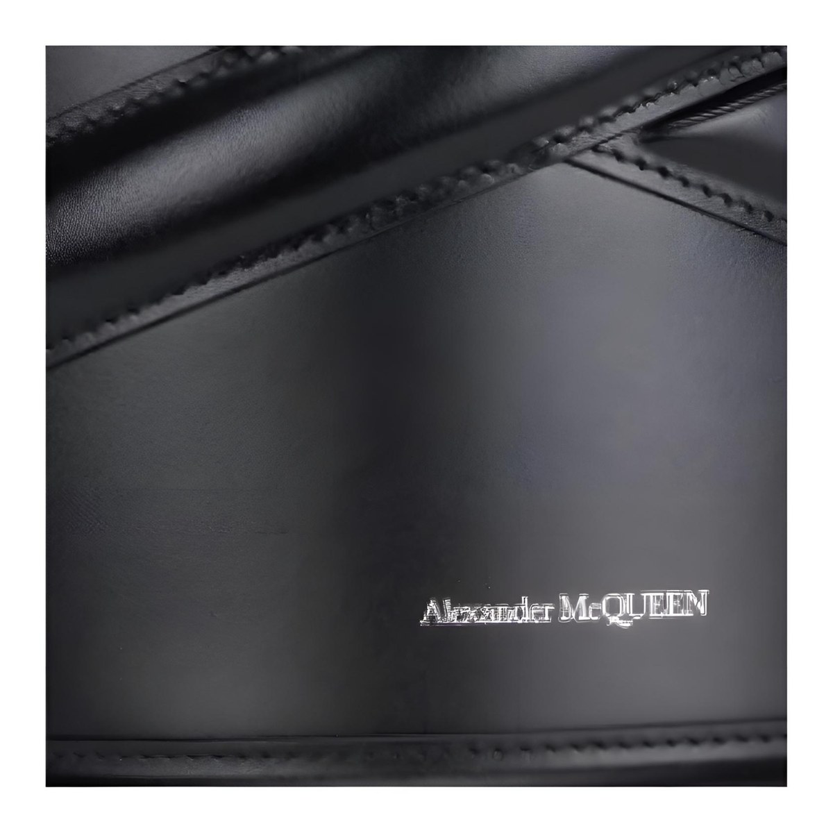 Alexander McQueen The Curve Bag Black