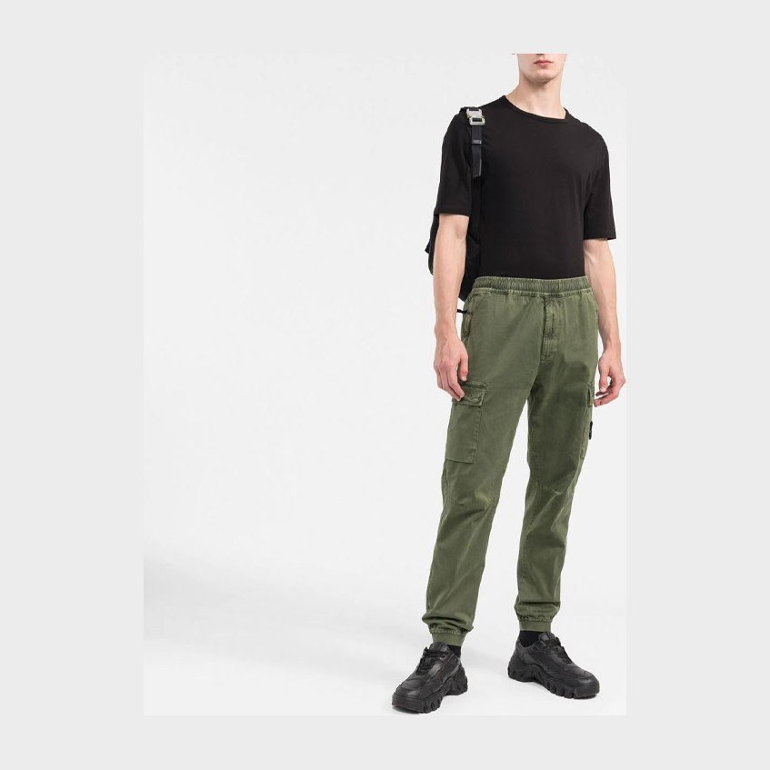 Stone Island FW22 Logo Patch Cargo Pants Green