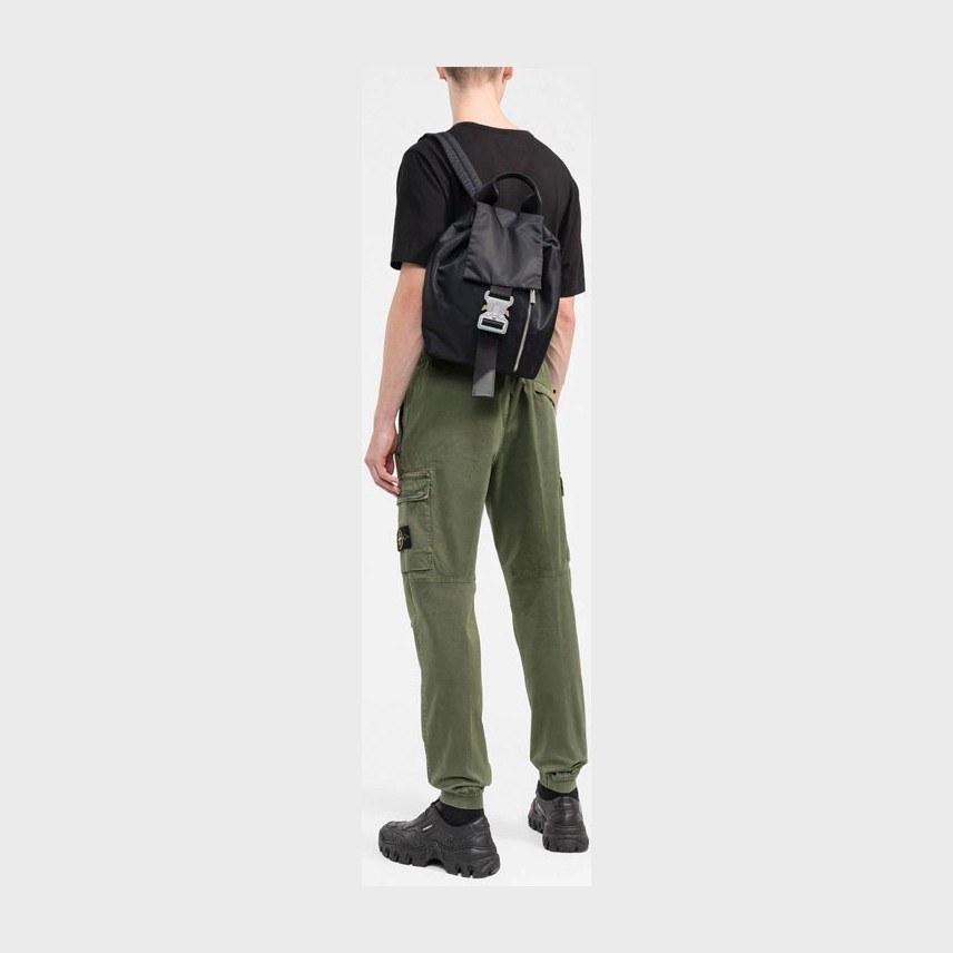 Stone Island FW22 Logo Patch Cargo Pants Green