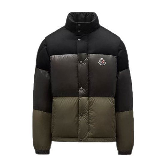 Moncler Aveillan Logo