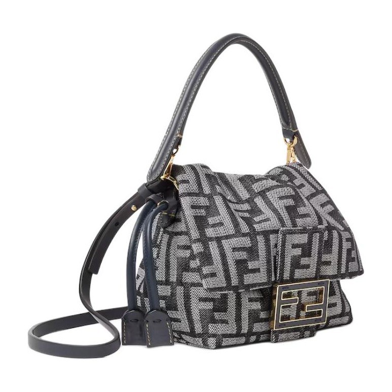 FENDI Baguette FF