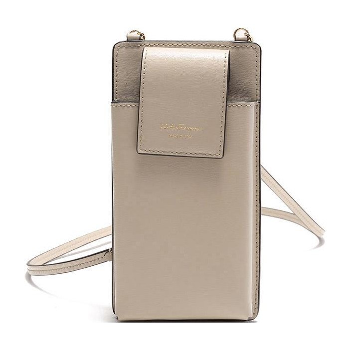 FERRAGAMO Vara