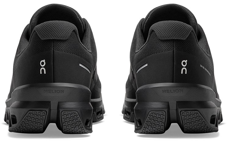 On Cloudventure Black