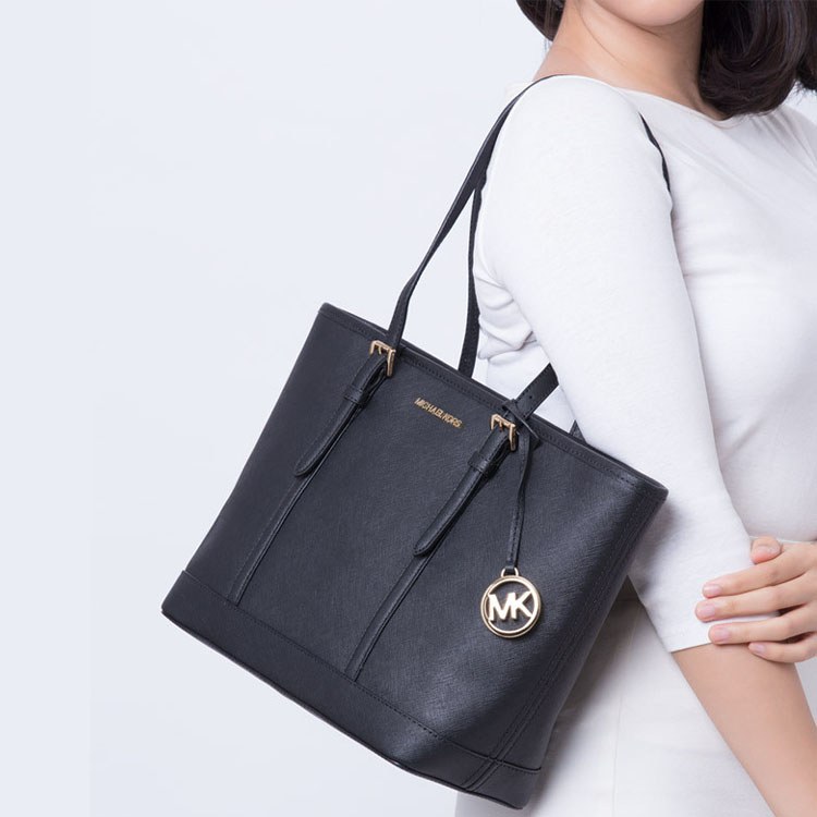 Michael Kors Jet Set Travel Black