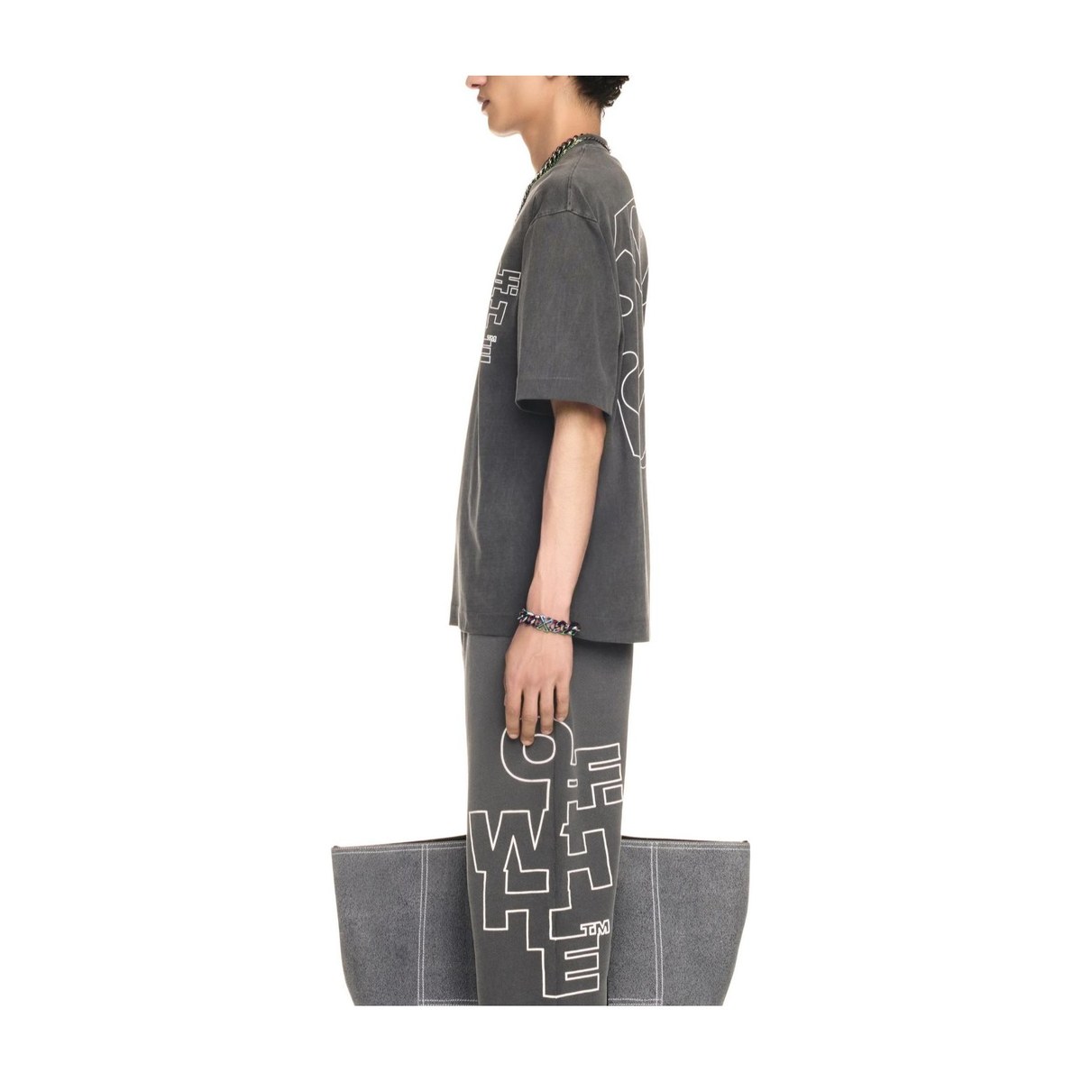 OFF-WHITE