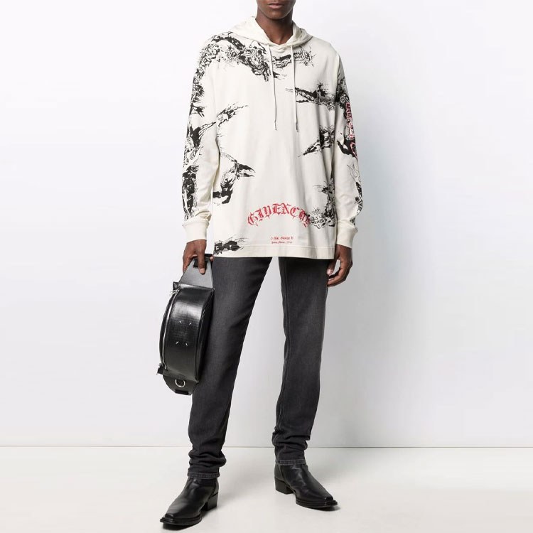 GIVENCHY