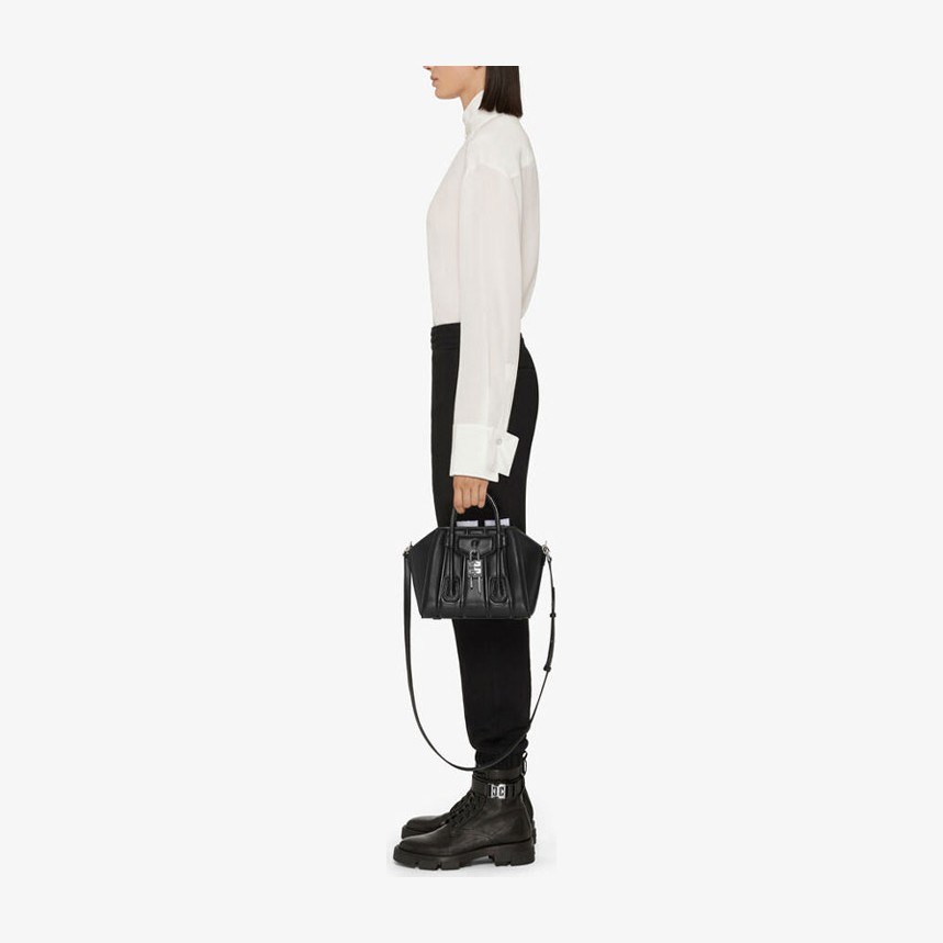 Givenchy FW21 Joggers Black