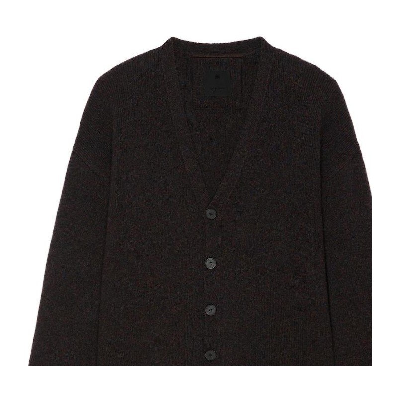 Givenchy FW22 V