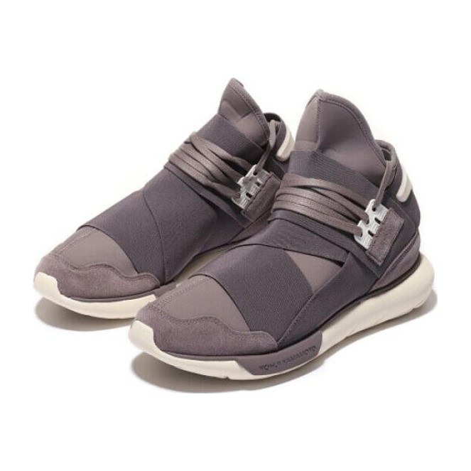 Y-3 Qasa