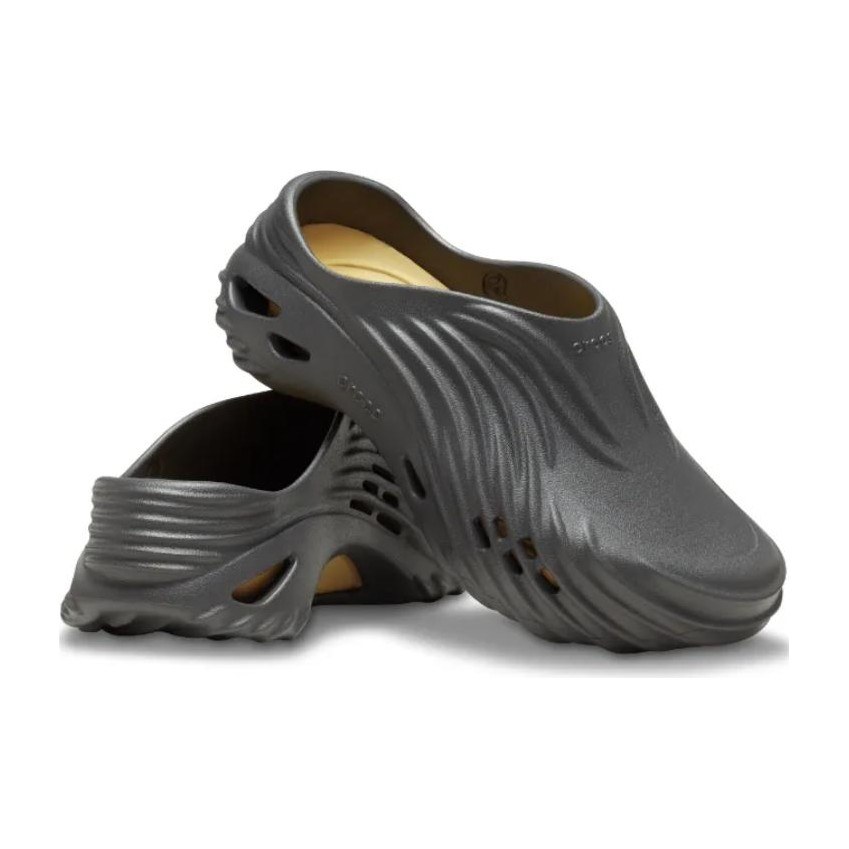 Crocs Echo Wave Clog Black