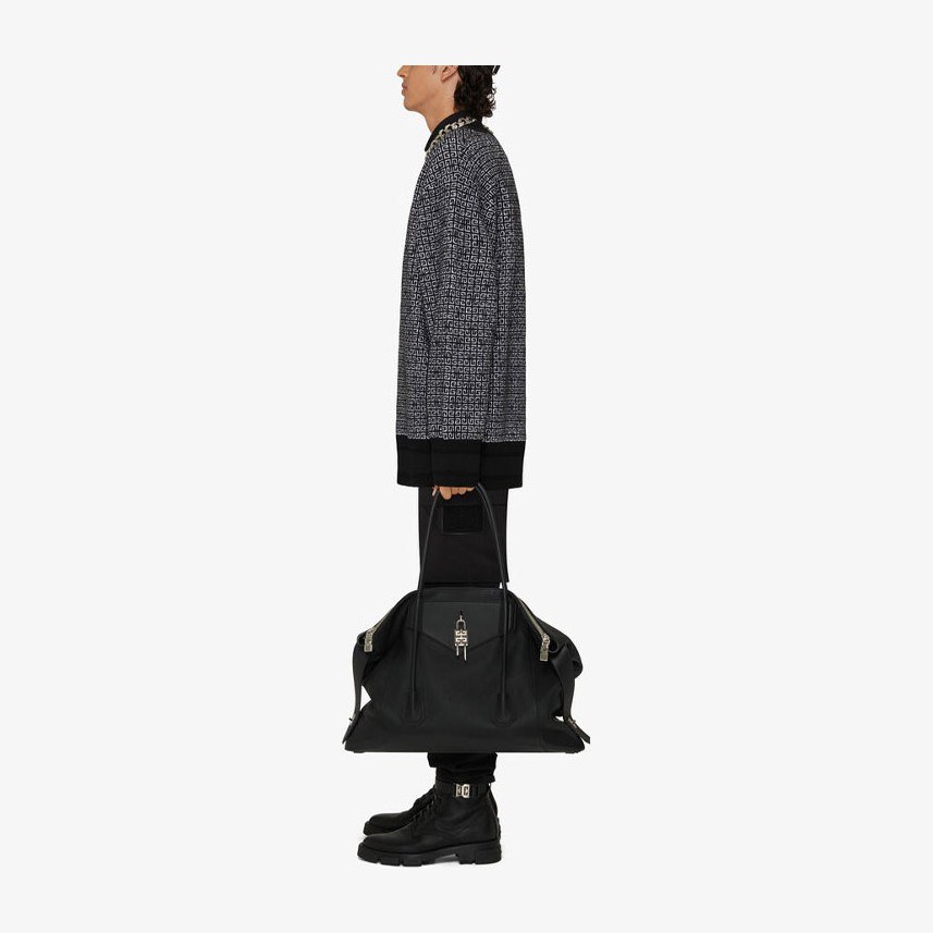 GIVENCHY FW21 Logo