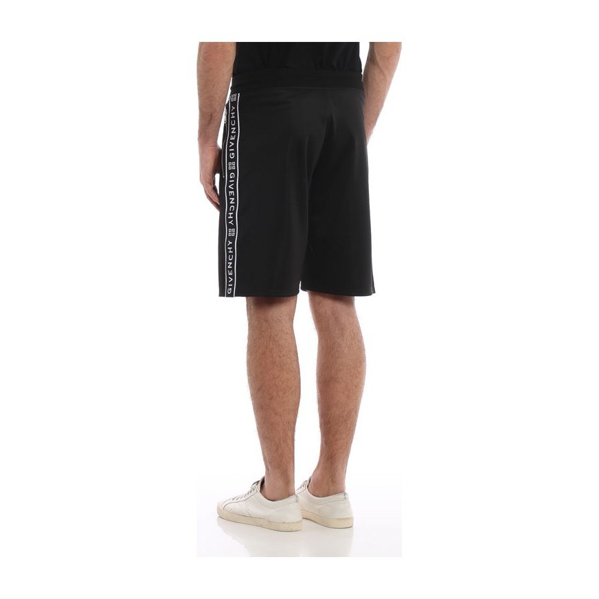 Givenchy logo