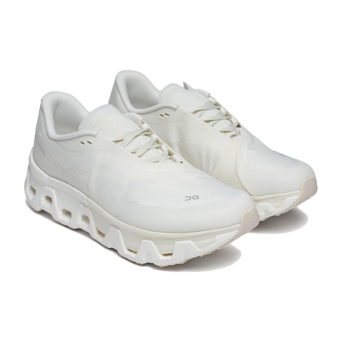 On Cloudmonster White