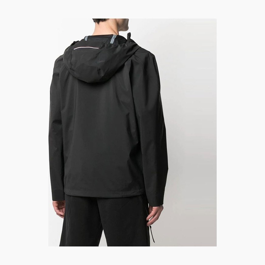 Moncler FW21 Logo
