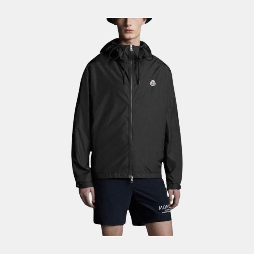 Moncler SS22 HattabLogo