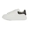 Белый